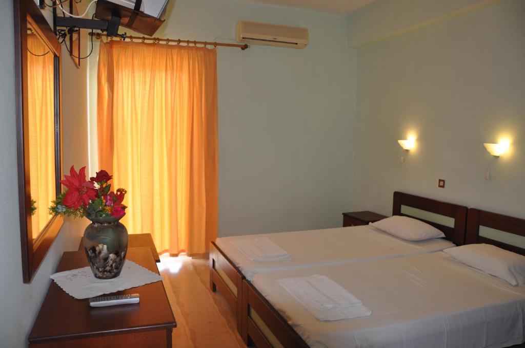Aggelos Family Hotel room 2